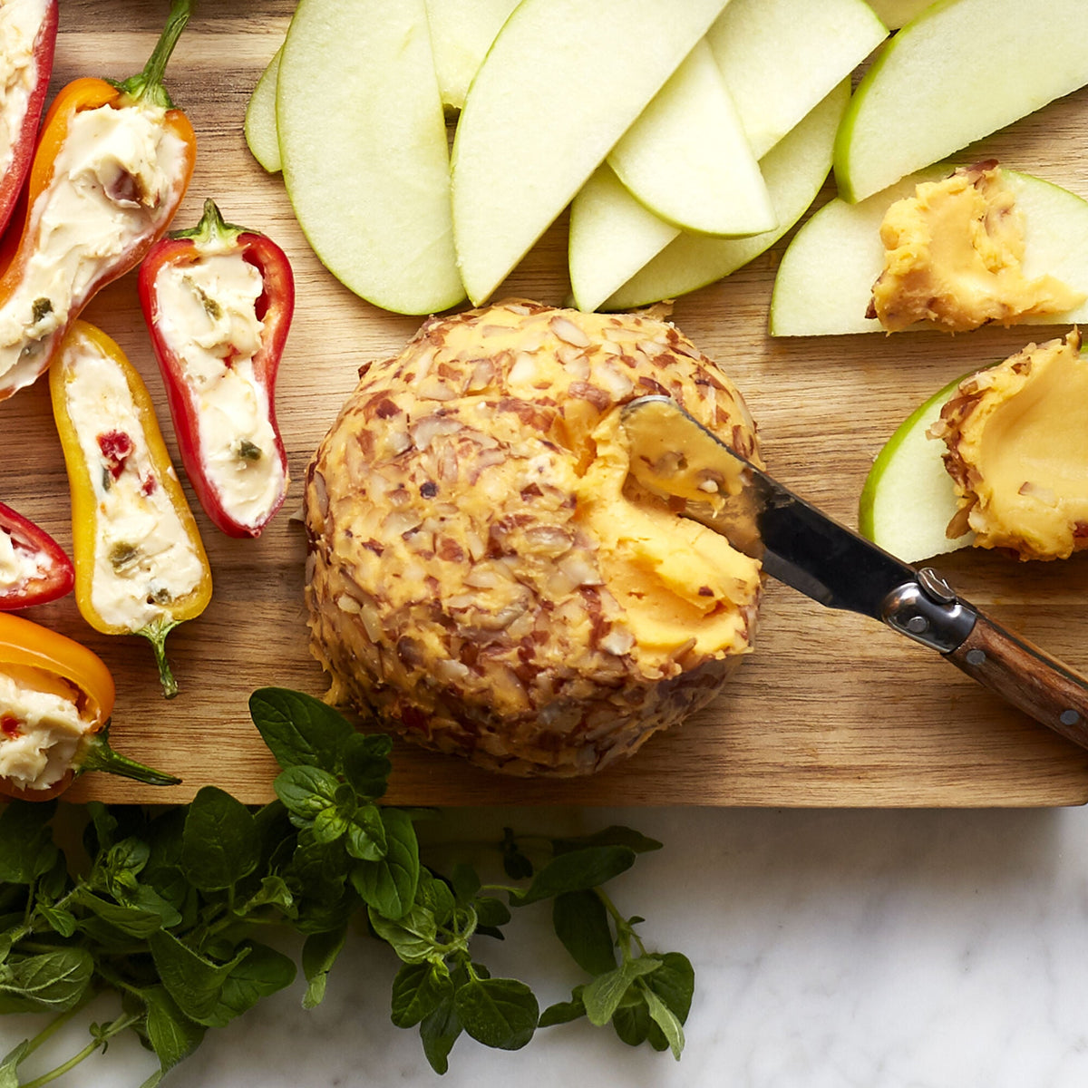 Sharp Cheddar Blend Cheese Ball 3-Pack