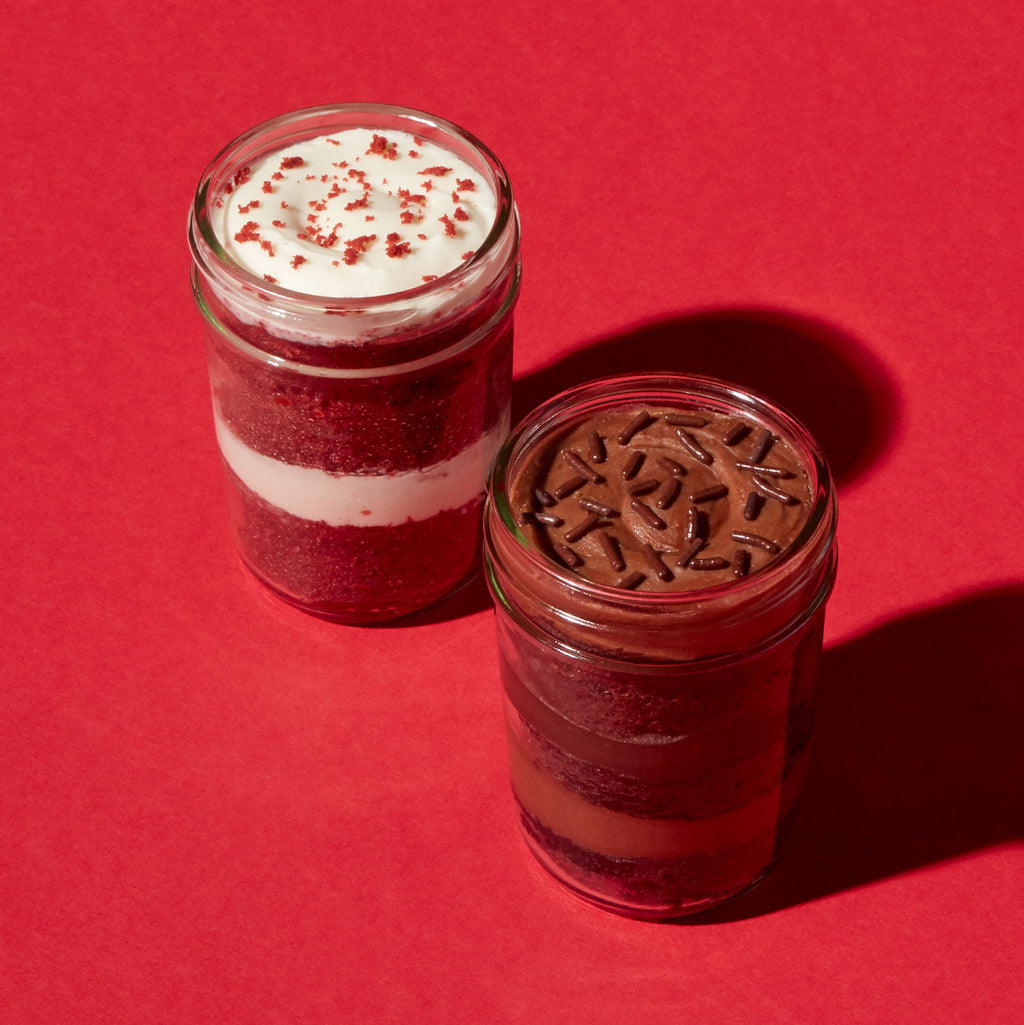 Red Velvet & Chocolate Cupcake Jar 2-Pack | Hickory Farms
